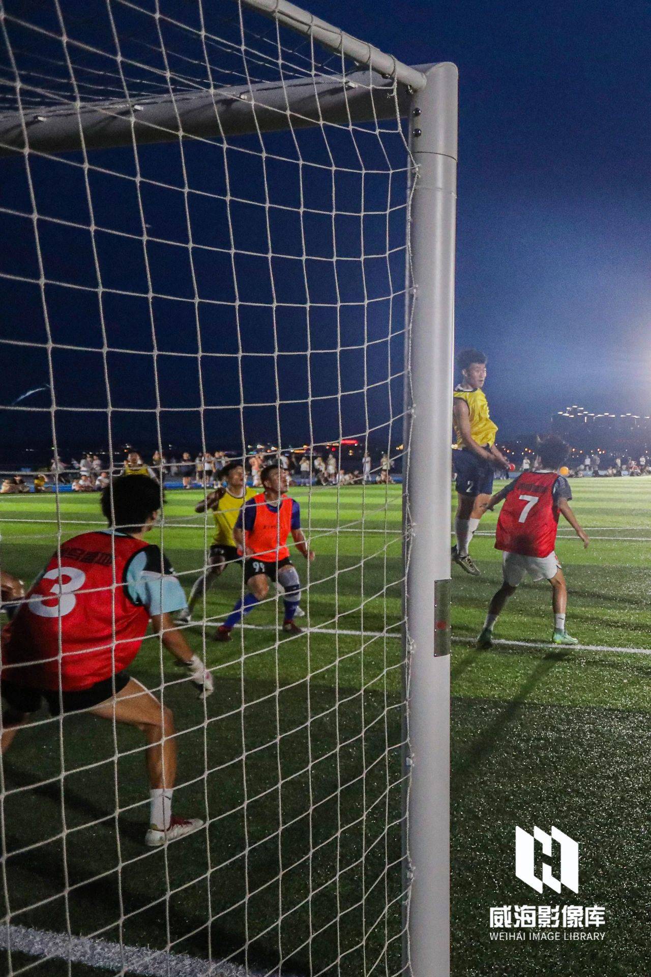 足球比赛实况直播，精彩对决上演