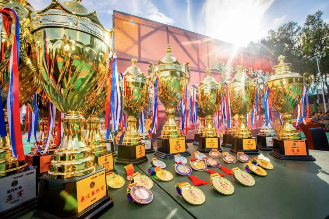 关于季后赛战区赛事精彩纷呈,各队激烈角逐的信息 关于季后赛战区赛事精彩纷呈,各队激烈角逐的信息