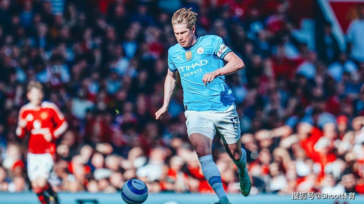 包含埃弗顿客场战平水晶宫，艰难保持客场不败势头的词条