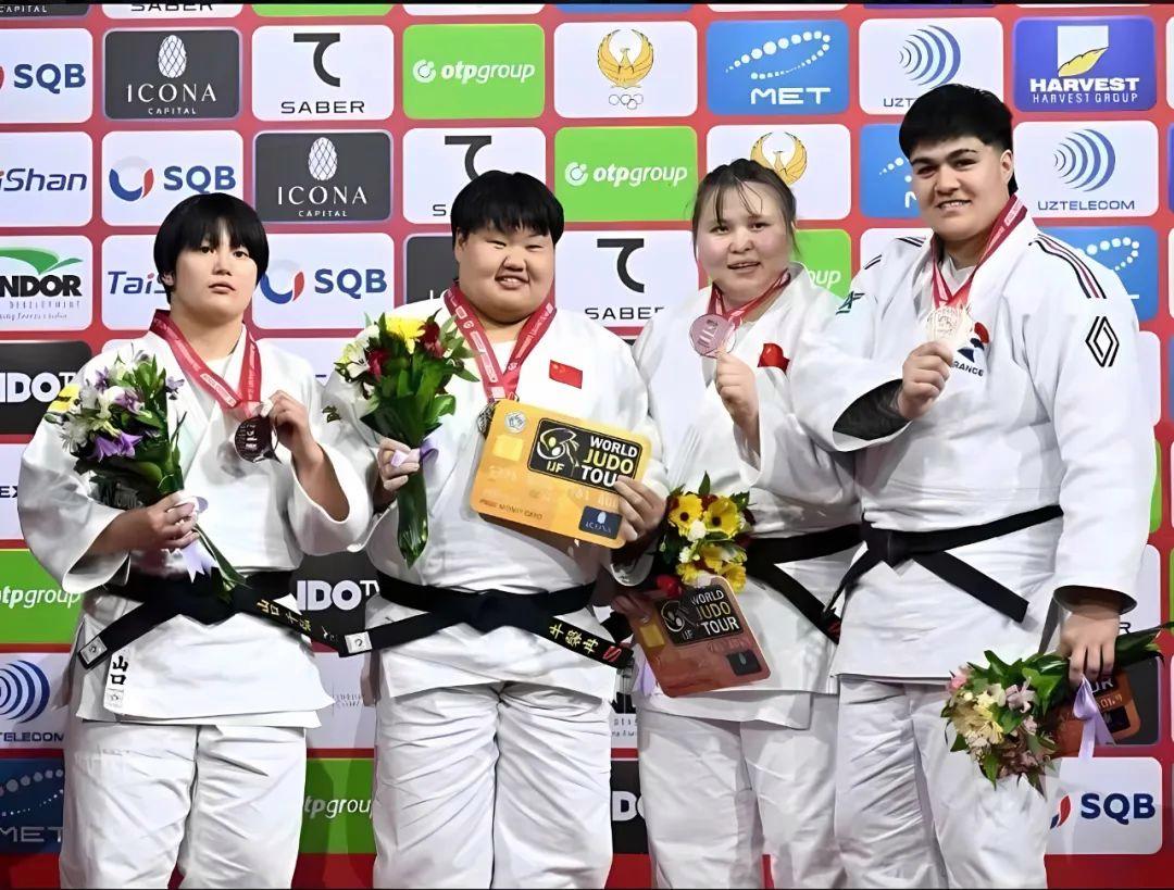 澳大利亚代表团在柔道比赛中夺冠 澳大利亚代表团在柔道比赛中夺冠