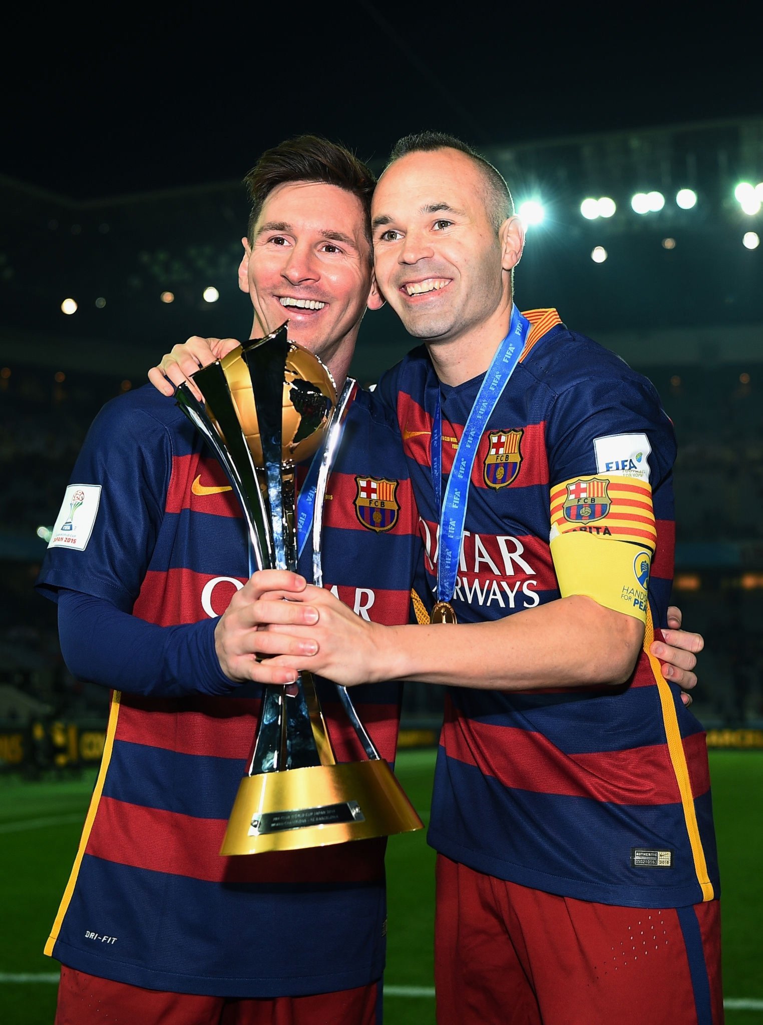 梅西绝杀捧杯，巴萨盼冠军梦想成真