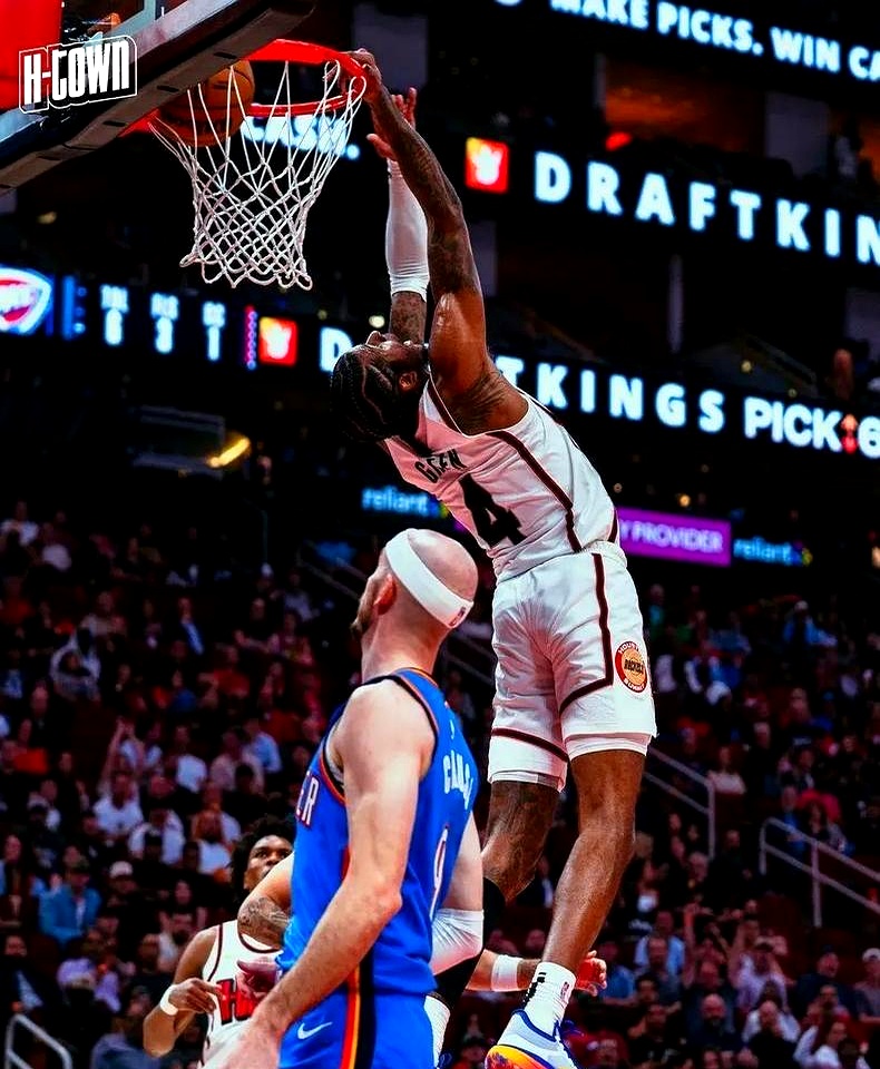 火箭战胜雷霆,稳居第一 火箭战胜雷霆,稳居第一