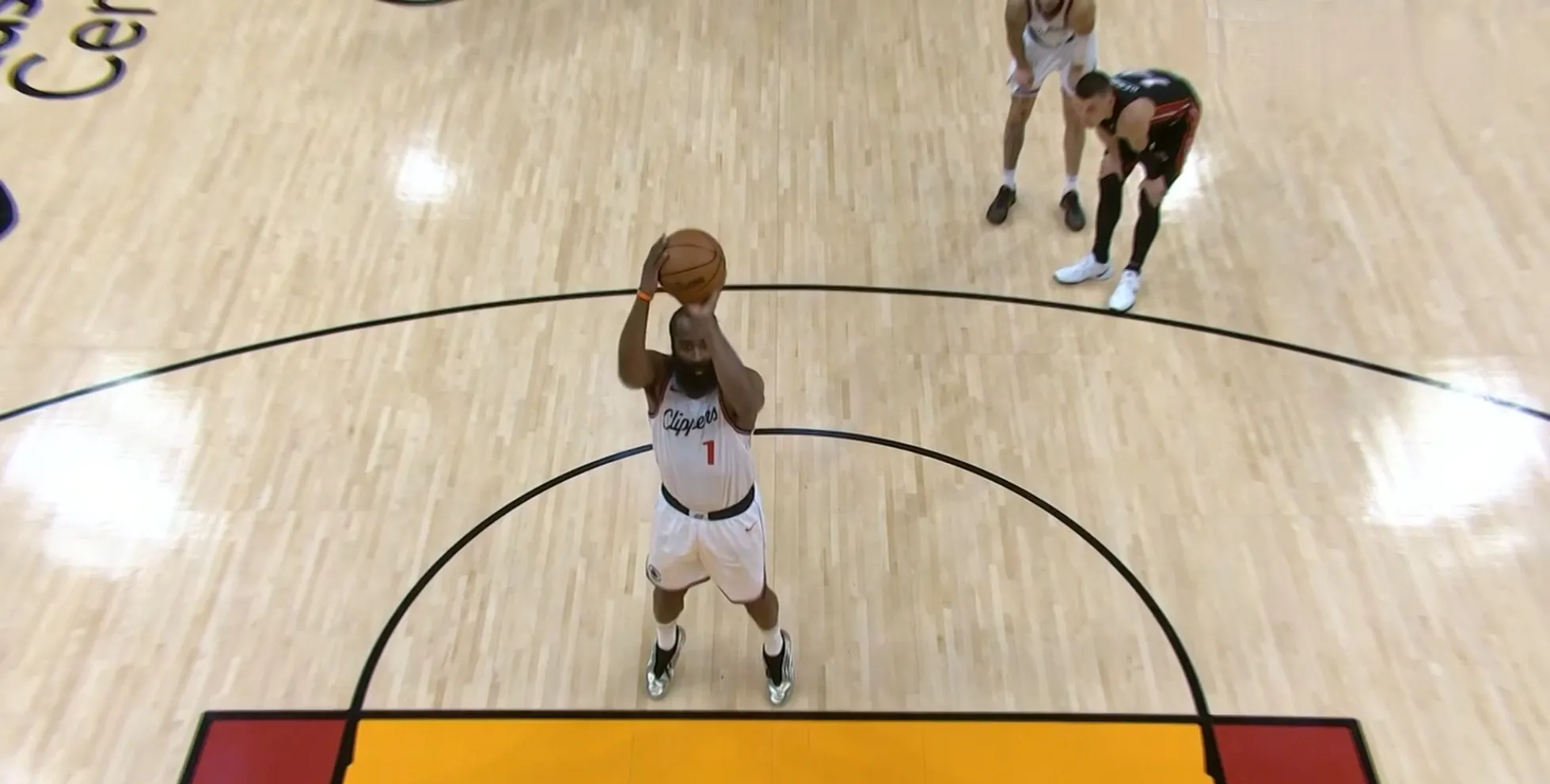 火箭击败篮网，詹姆斯-哈登再现神奇表现