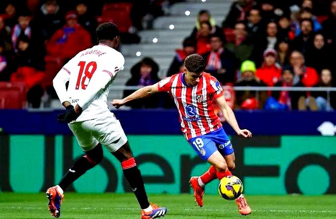 包含塞维利亚险胜美国，格列兹曼统治全场的词条